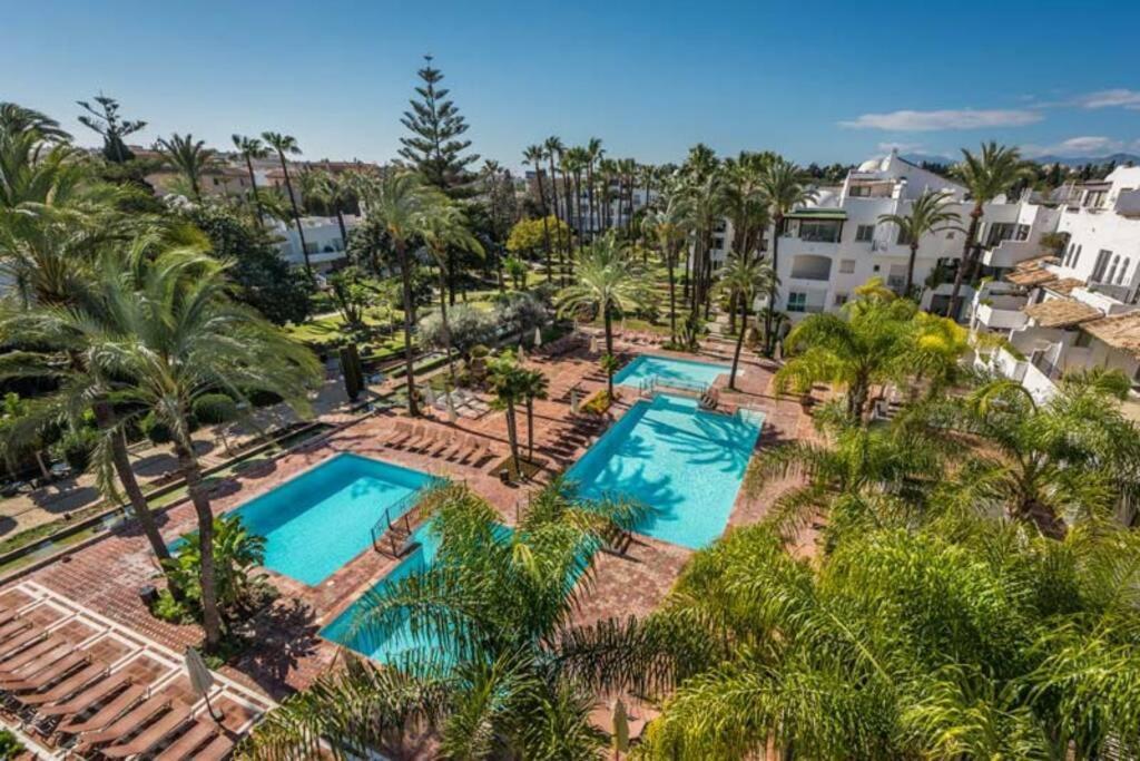 Puerto Banus Beach/Alcazaba Apartment มาร์เบยา ภายนอก รูปภาพ